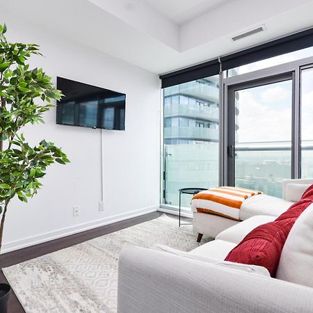 Downtown Toronto Condo Near Cn Tower, Scotiabank Arena, Rogers Centre, Union Station Extérieur photo